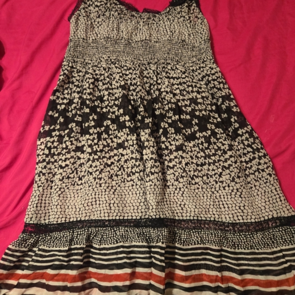 Elegant Black and White Midi Dress